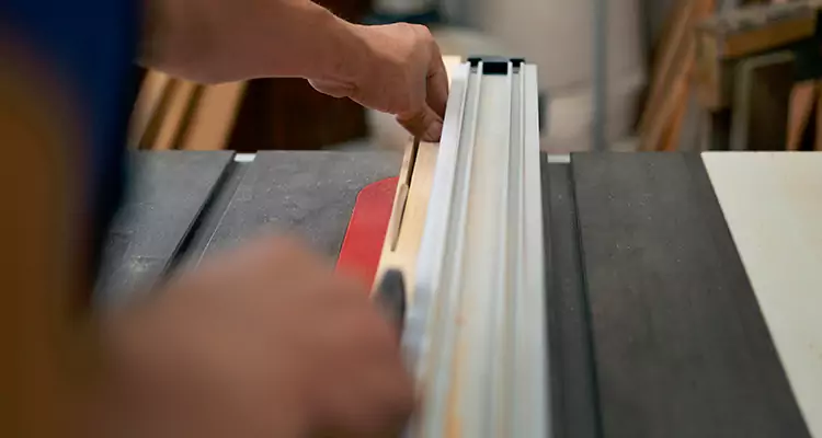 Bifold Door Seal Repair in Ensley, FL