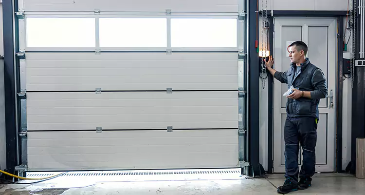 Modern Overhead Door Repair in Ensley, FL