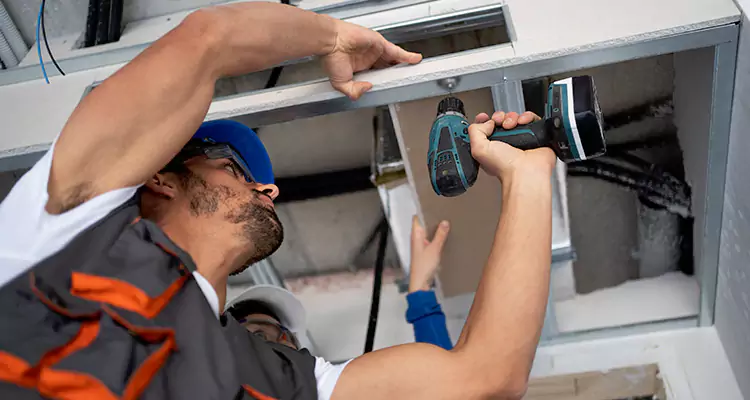 Emergency Overhead Door Repair in Ensley, FL