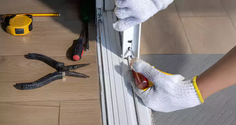 Closet Sliding Door Track Repair in Ensley, FL