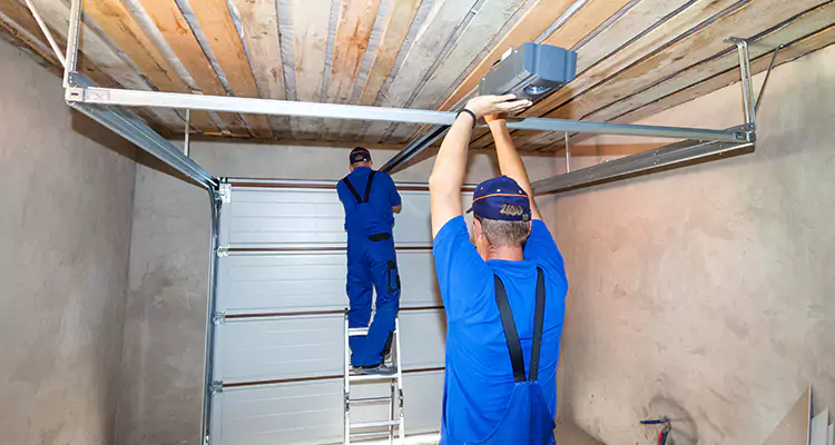 Garage Door Opener Technician in Ensley, FL