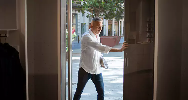 Reliable Pella Patio Door Repair Services for Opening Issues in Ensley, FL