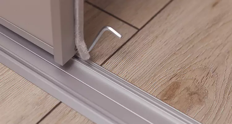 Squeaky Sliding Door Repair in Ensley, FL